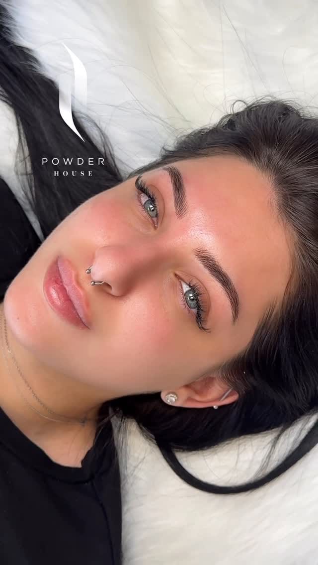 Post 7 by Dasha - PMU EXPERT/EDUCATOR - on Instagram (video)