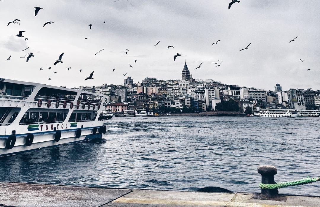 Post 4 by Naz on Instagram (image)
