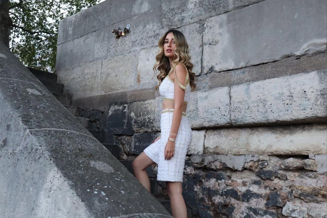 Post 9 by Shared Closet on Instagram (image)