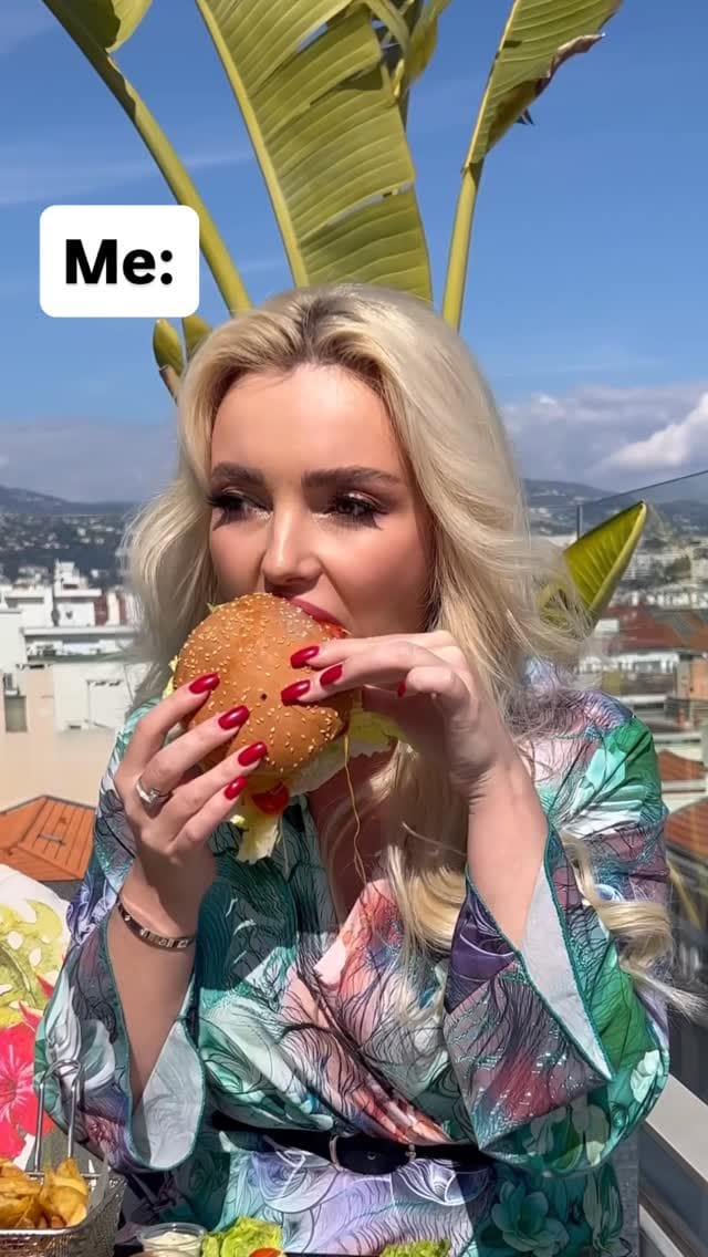 Post 2 by Victoria on Instagram (video)