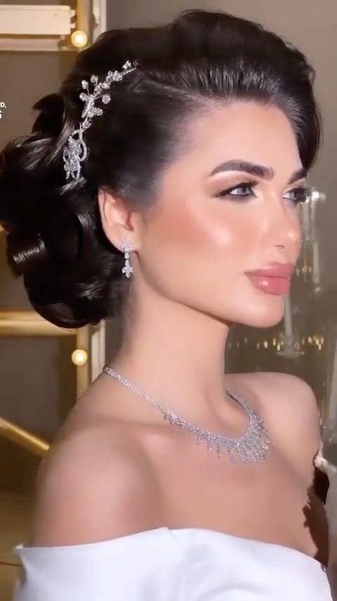 Post 10 by Beauty Address on Instagram (video)