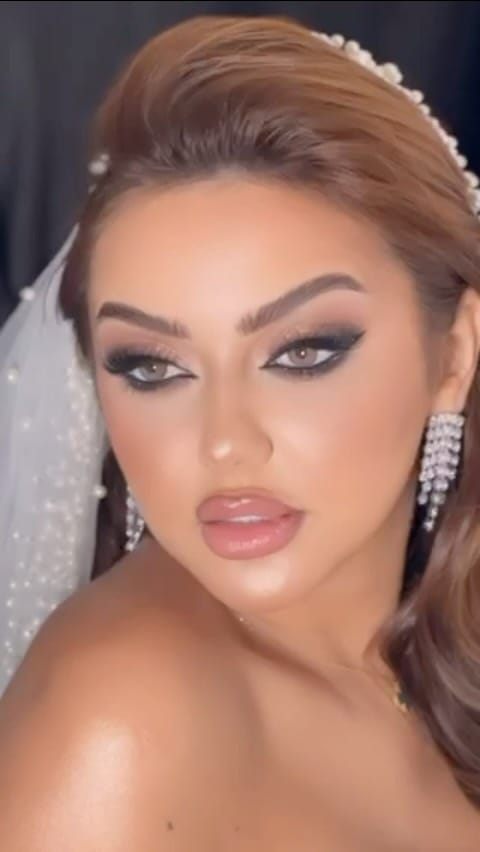 Post 6 by Beauty Address on Instagram (video)