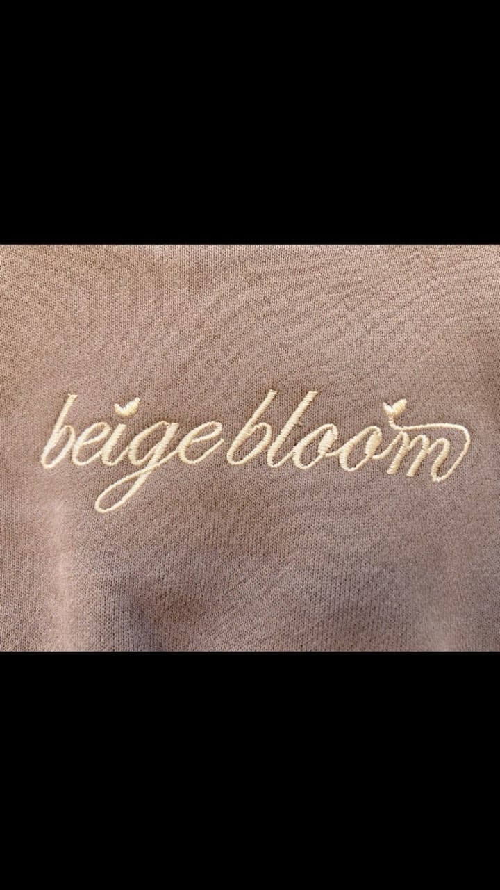Post 10 by Beige Bloom on Instagram (video)