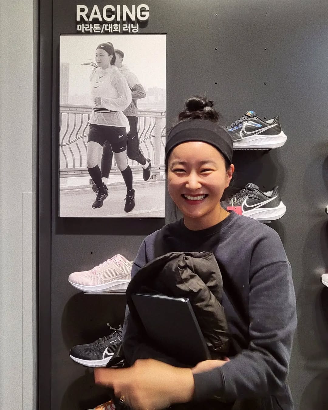 Post 8 by 남윤미 on Instagram (image)
