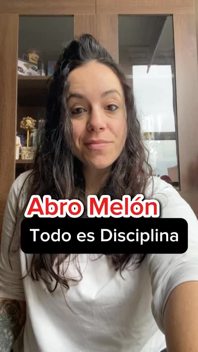 Post 6 by Dolo Alcon 🐦‍🔥💛 Nutrición Emocional y Constelaciones Familiares on Instagram (video)