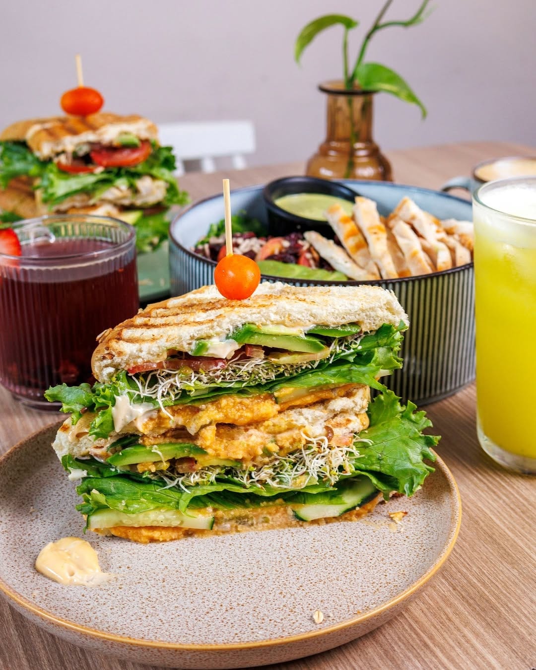 Post 8 by Verde Bendito🍃Wellness Bar on Instagram (image)