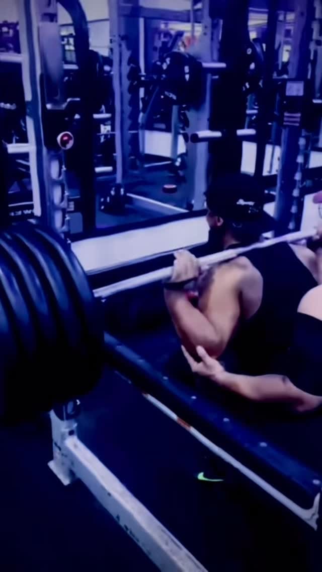 Post 5 by Adrian Robles on Instagram (video)
