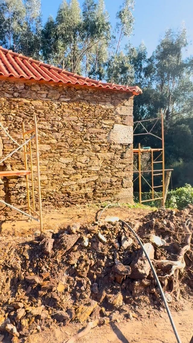 Post 1 by Beatriz Leones on Instagram (video)