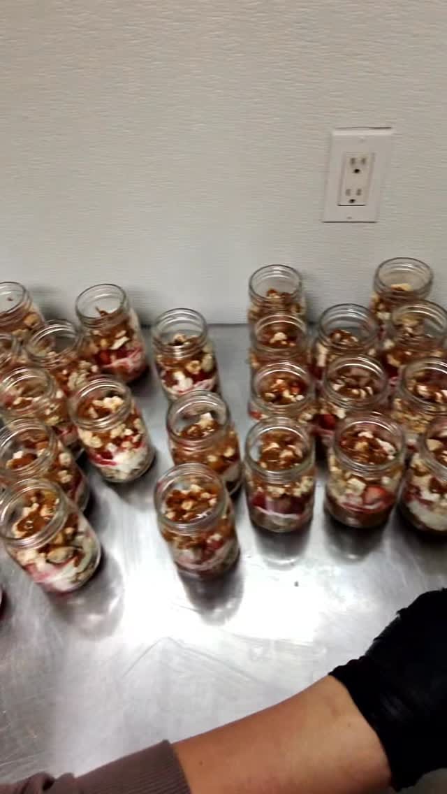 Post 2 by Pavlova Miami on Instagram (video)