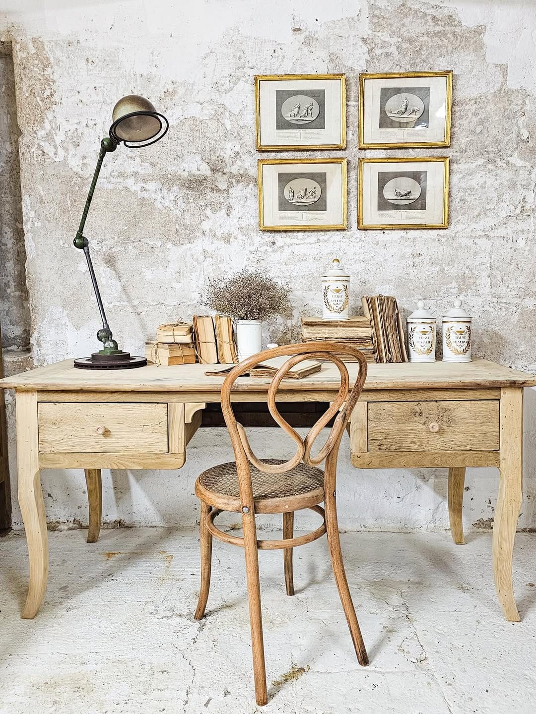 Post 7 by Amarillo Albero Vintage on Instagram (carousel)