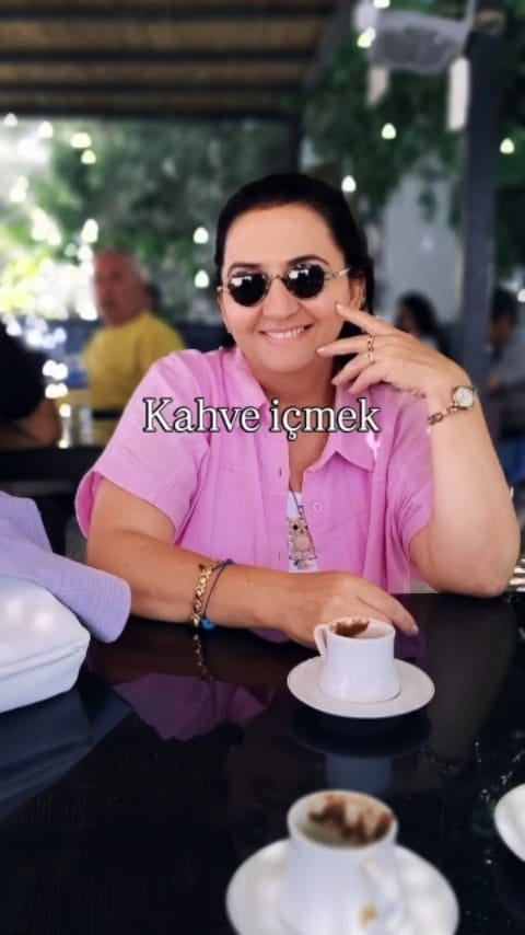 Post 3 by 🍃🌸🌸PİNK'S COLORFUL WORLD Pembe Yakın 🌸🌸🍃 on Instagram (video)