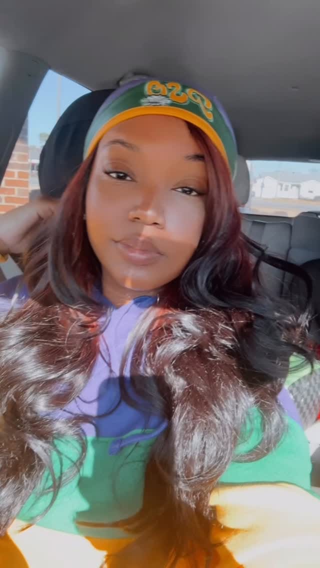 Post 1 by S(👠)C(Clothing)A(accessories) on Instagram (video)