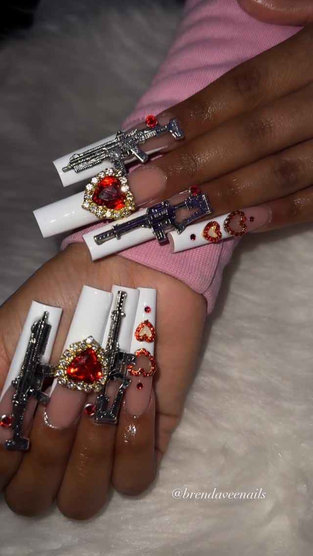 Post 4 by BrendaVee Nails 💅 on Instagram (video)