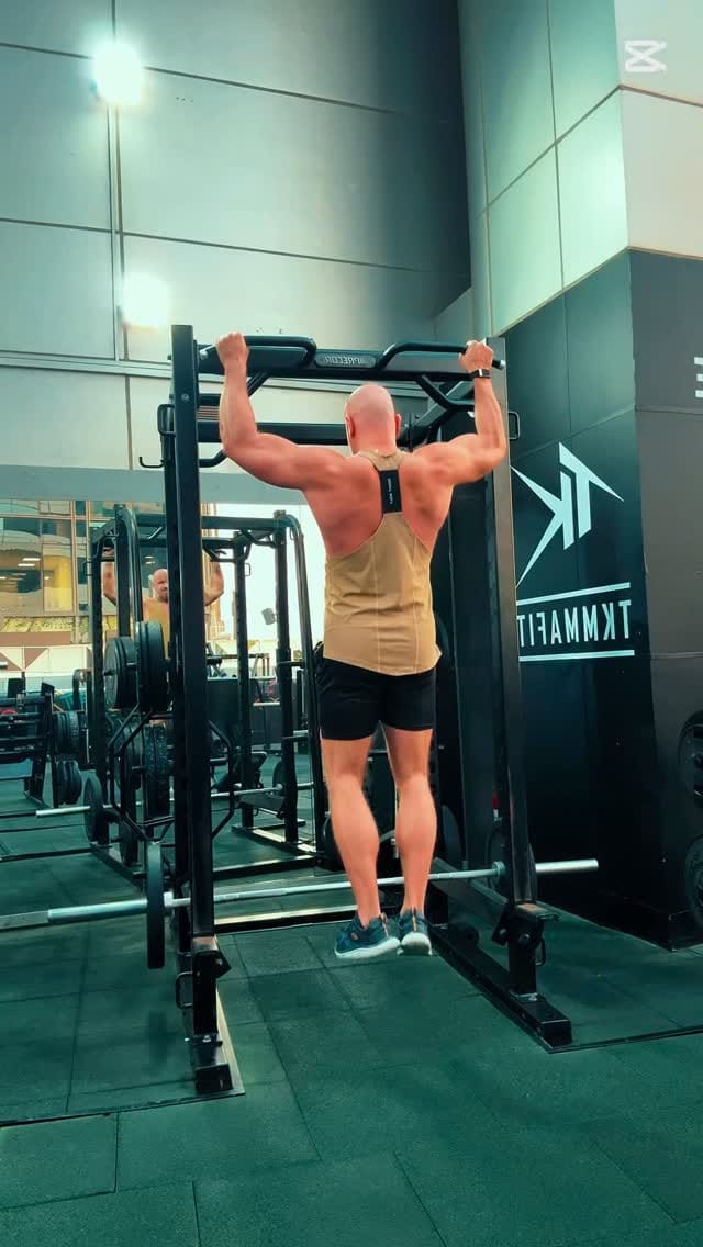 Post 3 by Łukasz Nowak on Instagram (video)