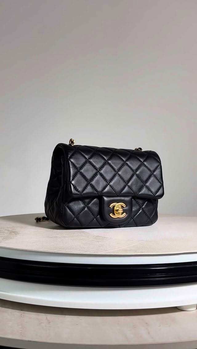 Post 9 by Aarthi Bawa | Resale Luxury Handbags on Instagram (video)