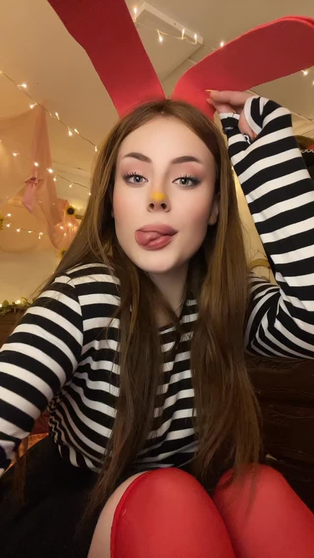 Post 10 by Lore Bailey 𓇼 on Instagram (video)