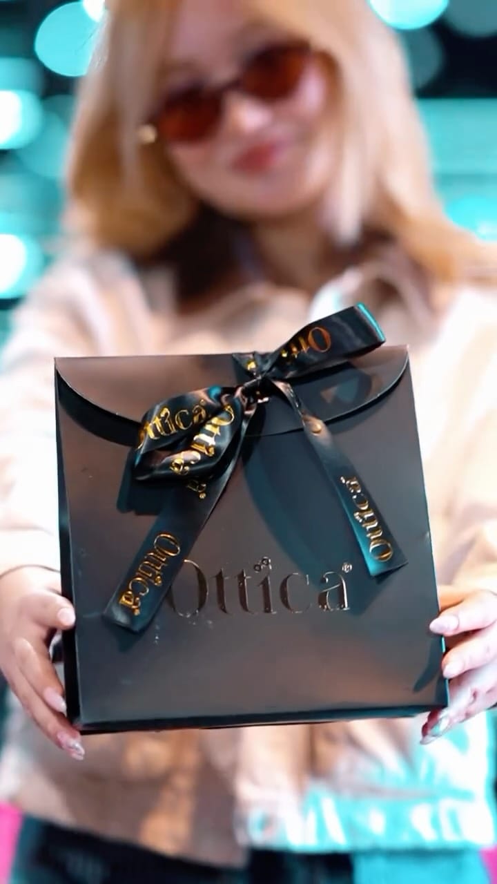 Post 7 by Ottica Optik on Instagram (video)