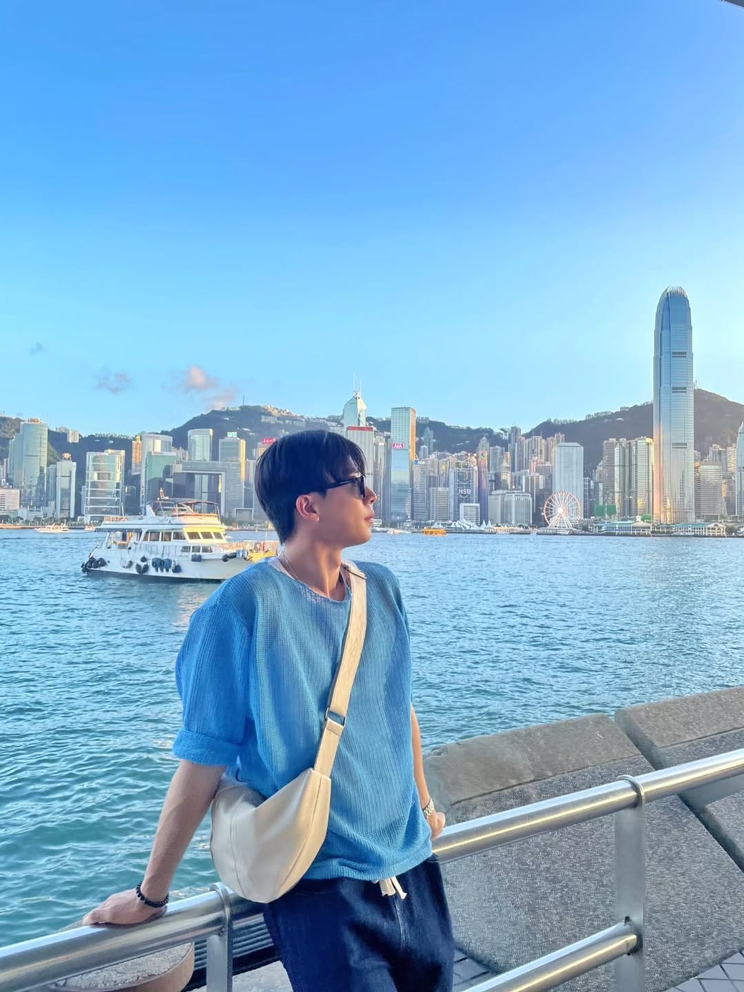 Post 2 by Eric Oh (오찬영) 🇰🇷 on Instagram (carousel)