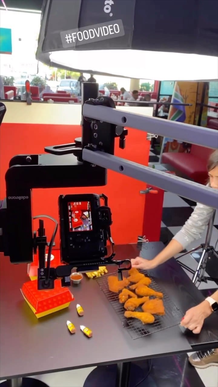 Post 3 by Pro Photographer in Dubai on Instagram (video)