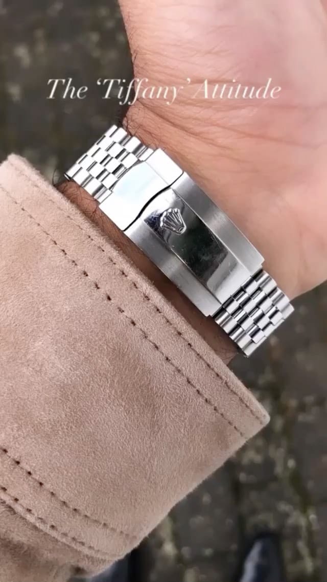 Post 5 by Watches Daily on Instagram (video)