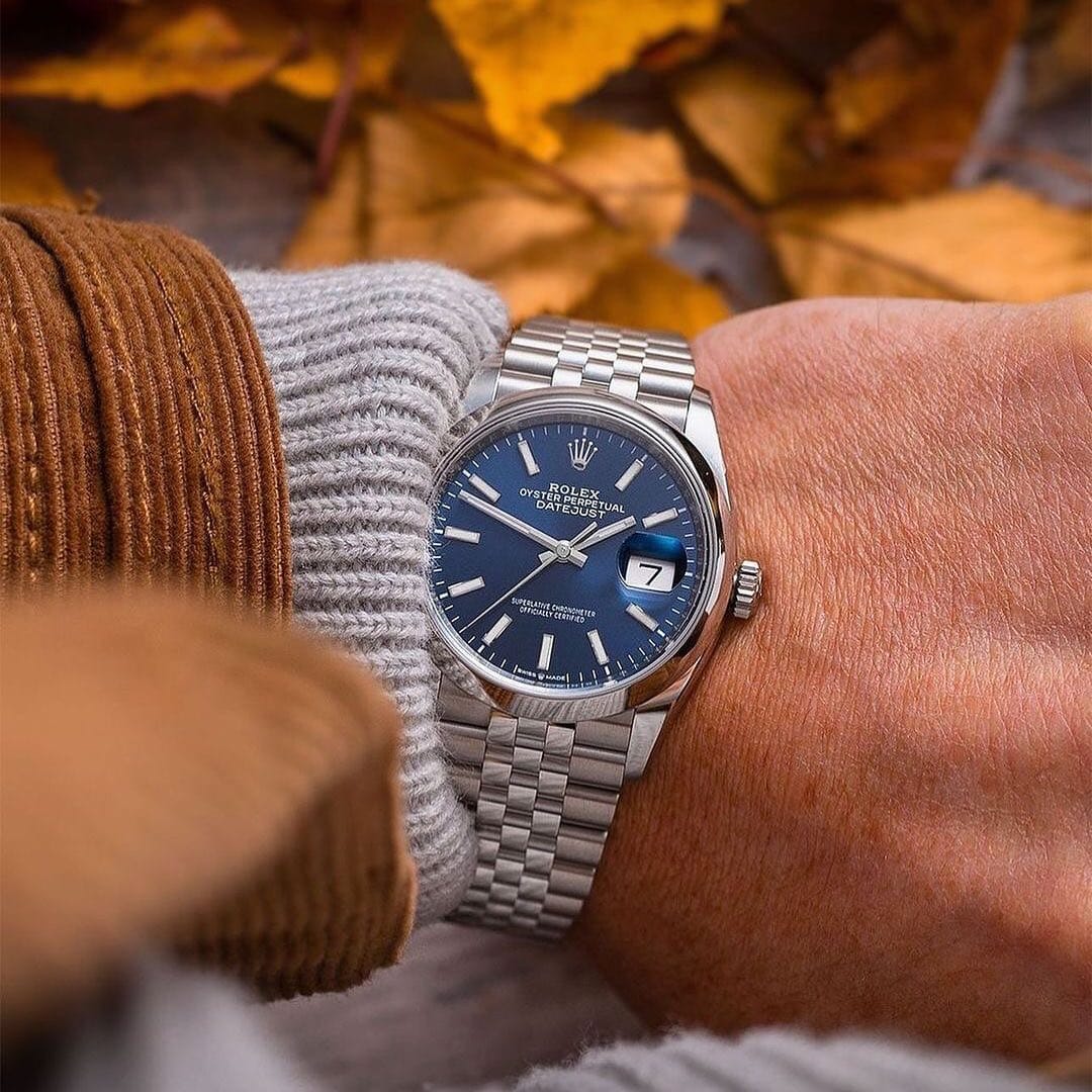 Post 6 by Watches Daily on Instagram (image)