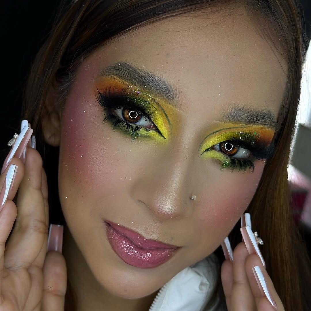 Post 3 by Clautips Makeup 💋 on Instagram (carousel)