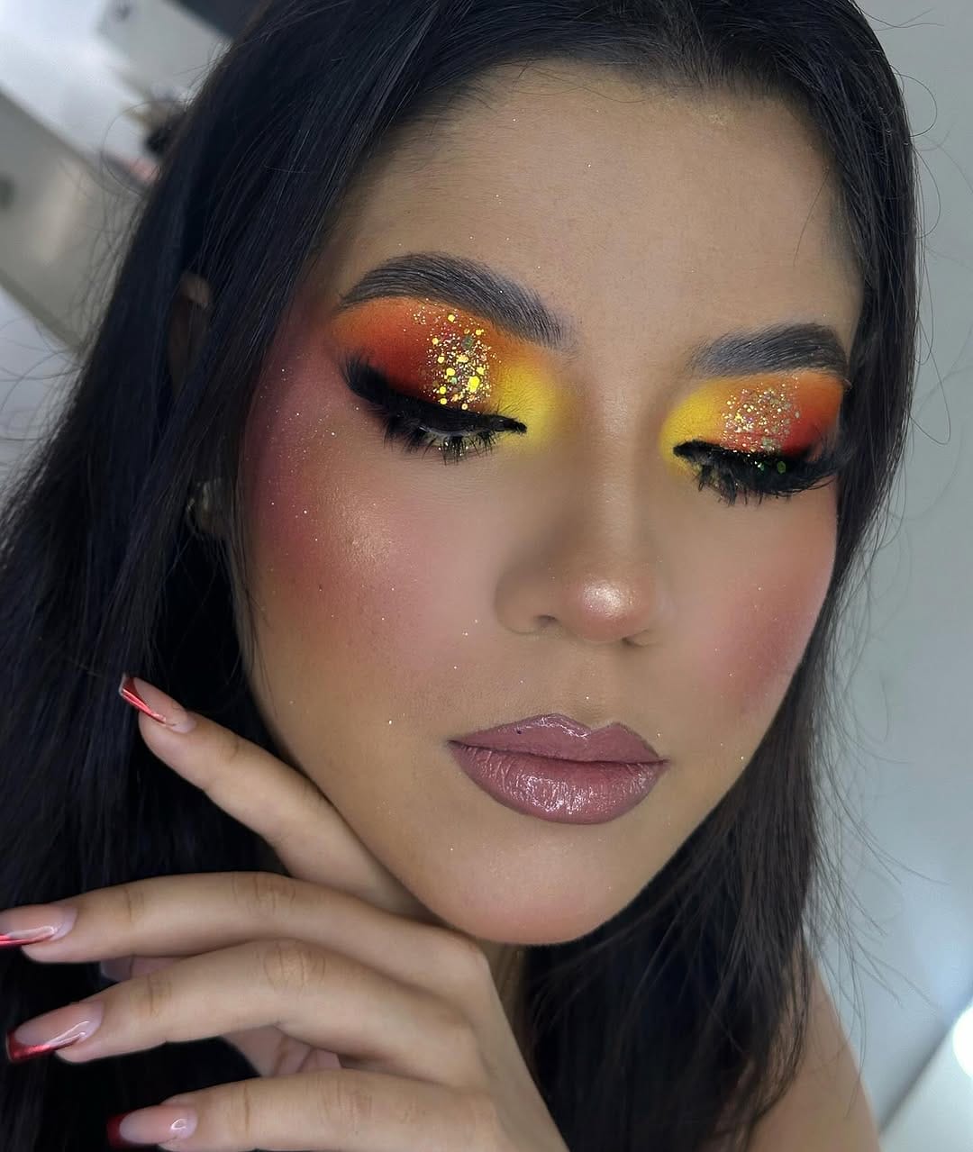 Post 5 by Clautips Makeup 💋 on Instagram (carousel)