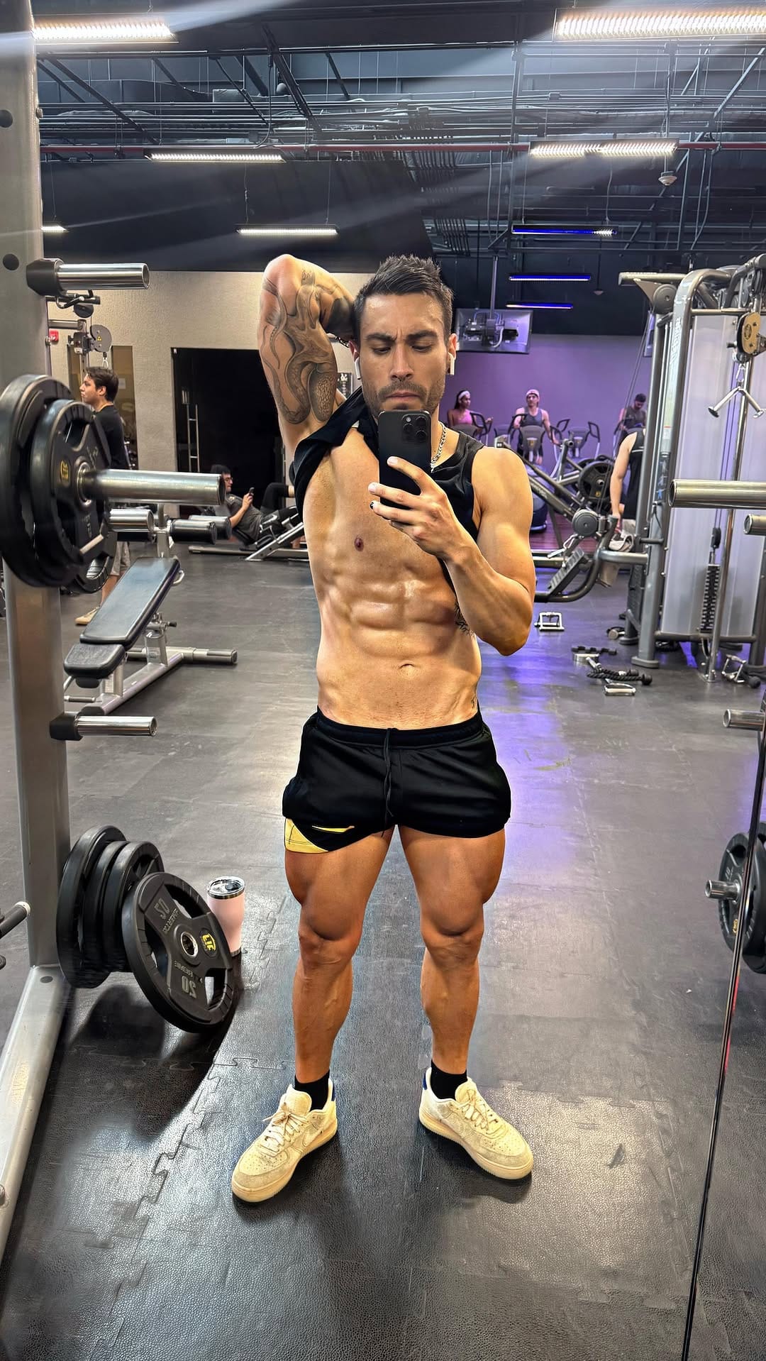 Post 5 by Joshua Herrera 🇲🇽 on Instagram (video)