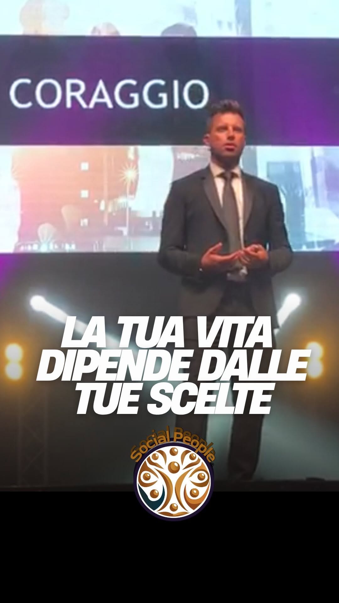 Post 9 by Mauro Cederle on Instagram (video)