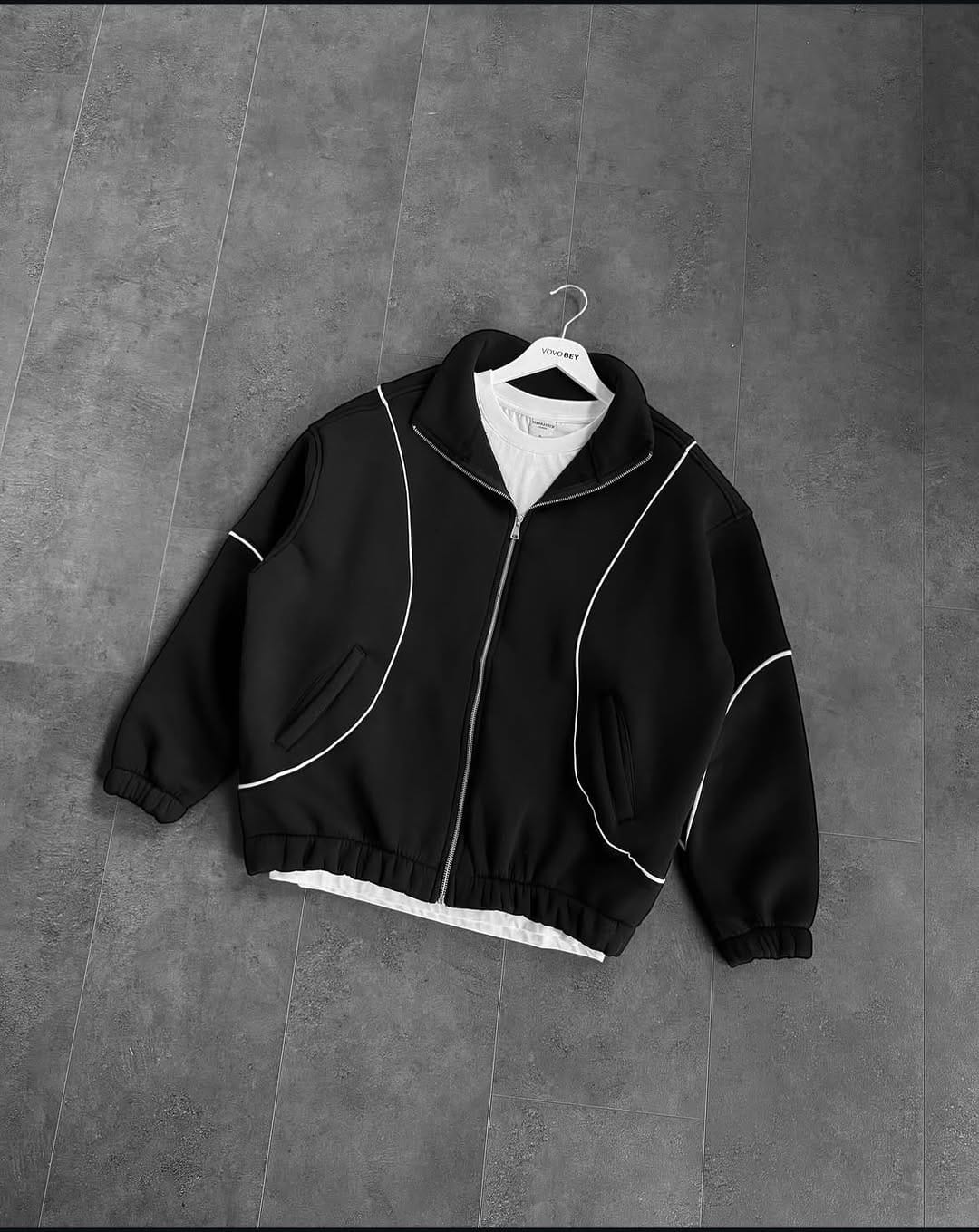 Post 8 by Wanted®️JEANS 61 on Instagram (carousel)
