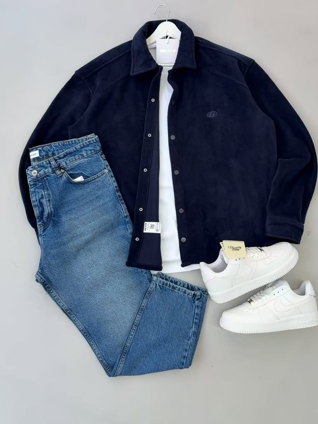 Post 4 by Wanted®️JEANS 61 on Instagram (carousel)