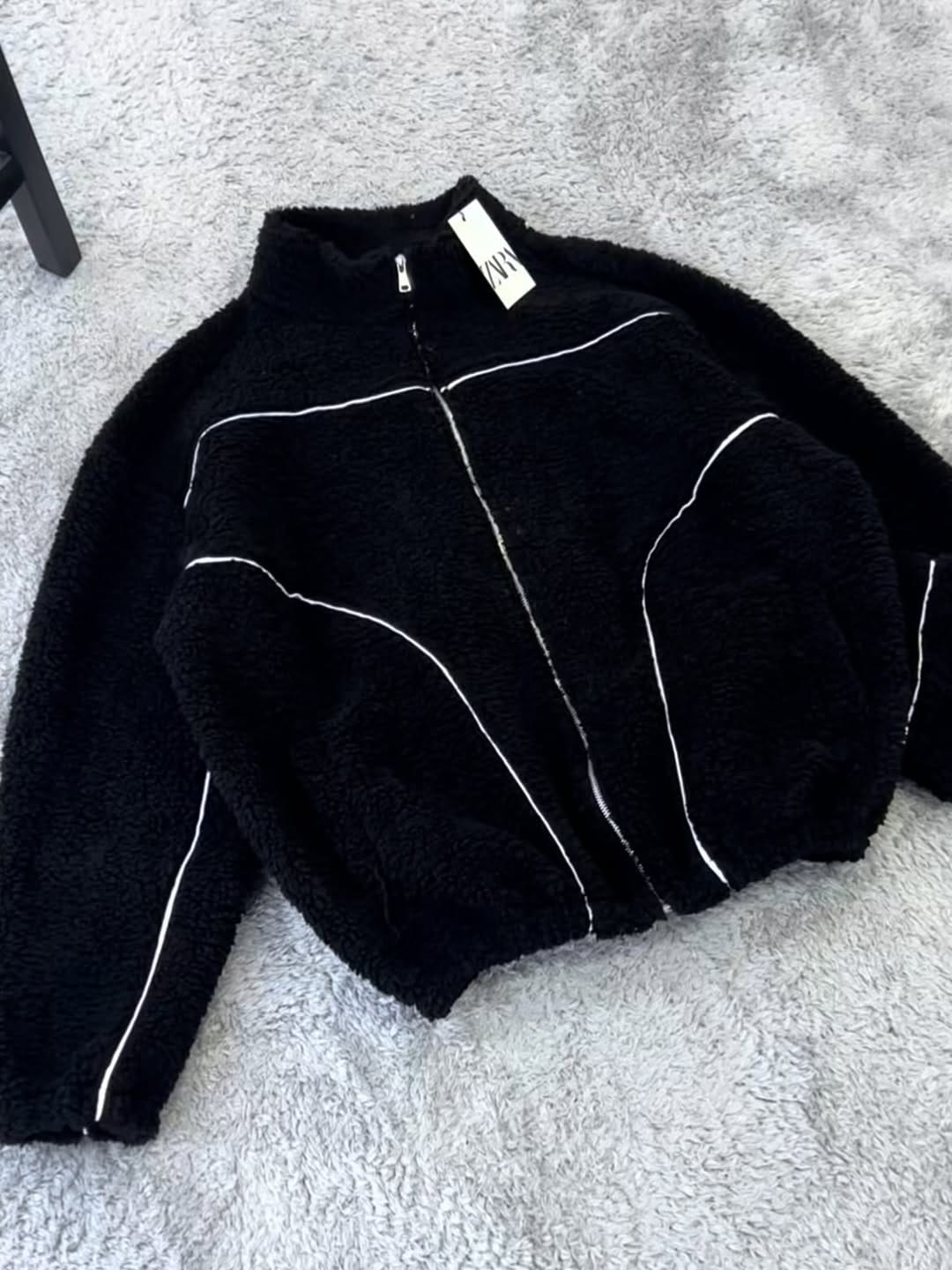 Post 10 by Wanted®️JEANS 61 on Instagram (carousel)