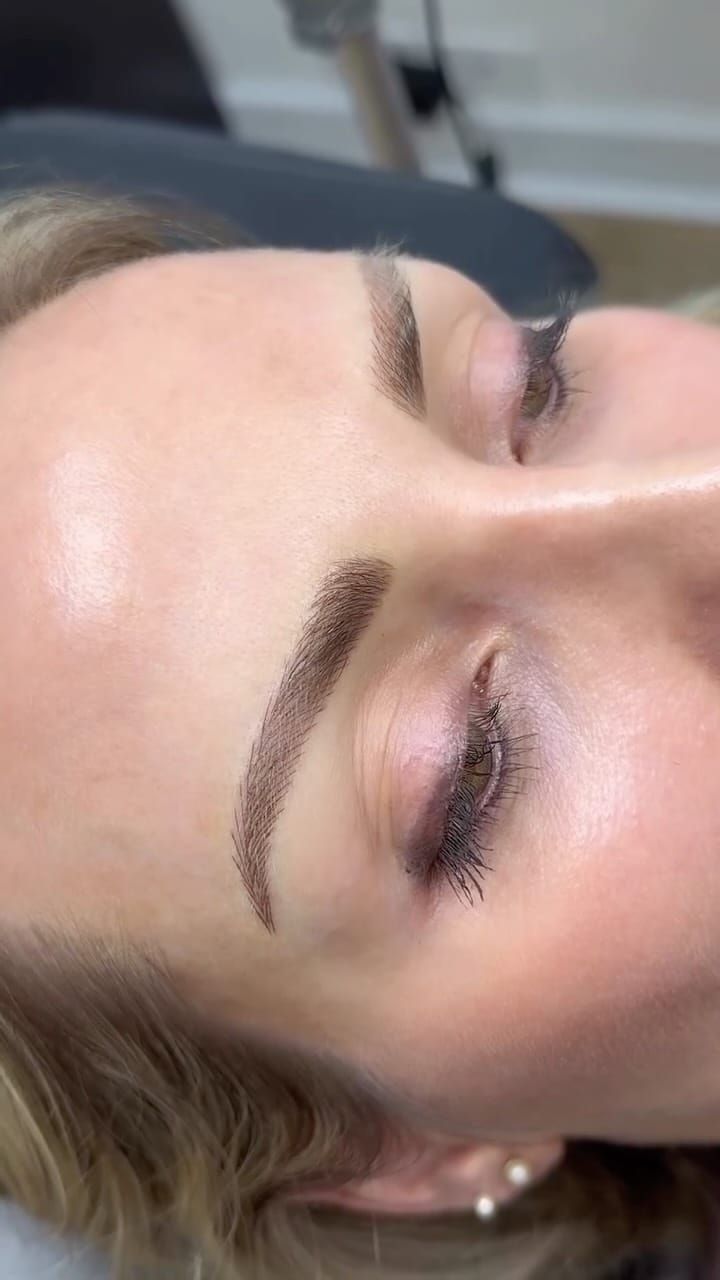 Post 5 by Anacélia Santiago|PMU ARTIST|MASTER TRAINER on Instagram (video)