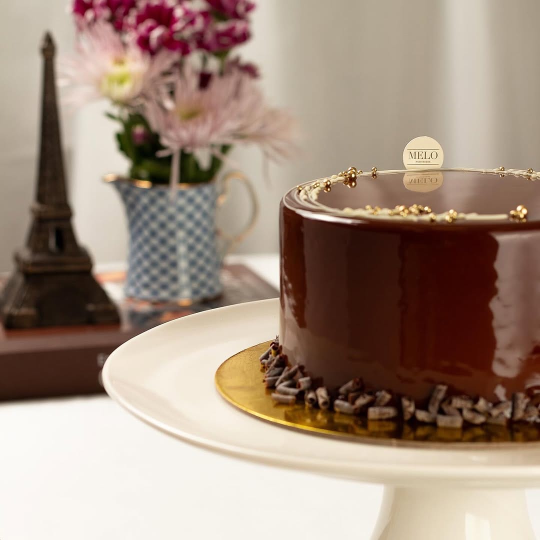 Post 6 by Melo Patisserie on Instagram (carousel)