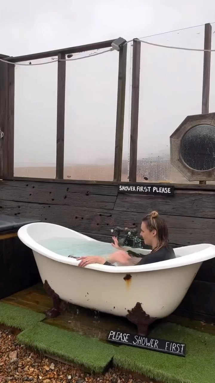 Post 9 by Red Original on Instagram (video)