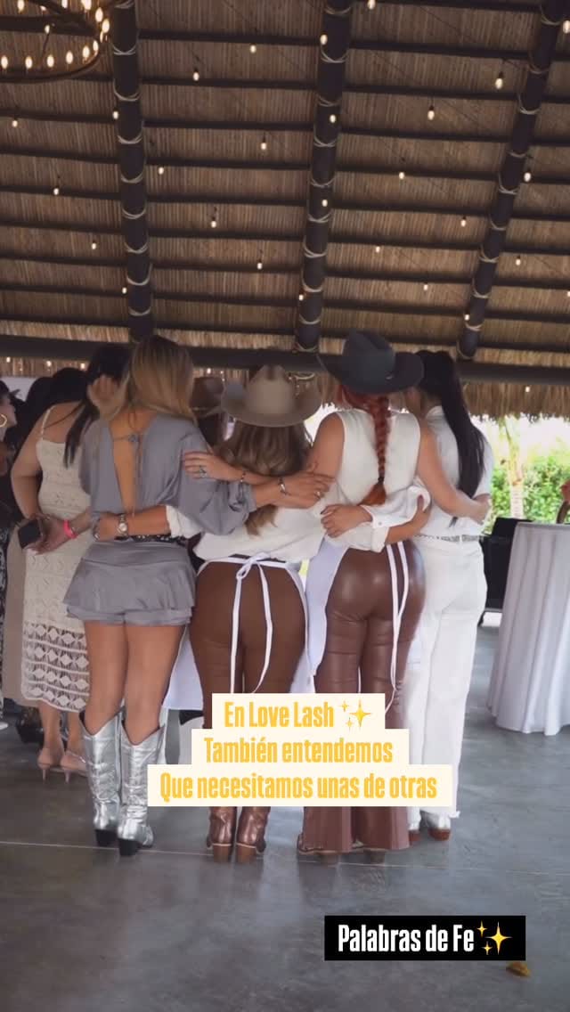 Post 3 by PESTAÑAS Y CEJAS 💖🇺🇸🇨🇴 on Instagram (video)