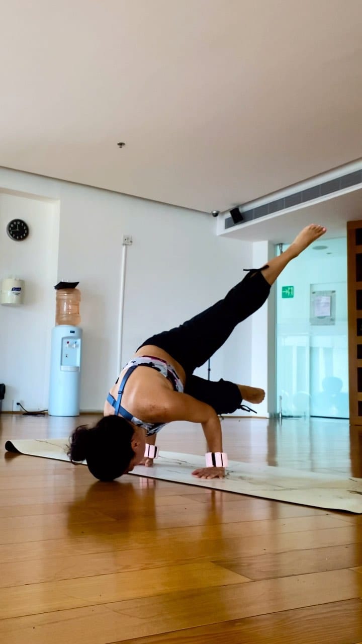 Post 8 by Yogafylia on Instagram (video)