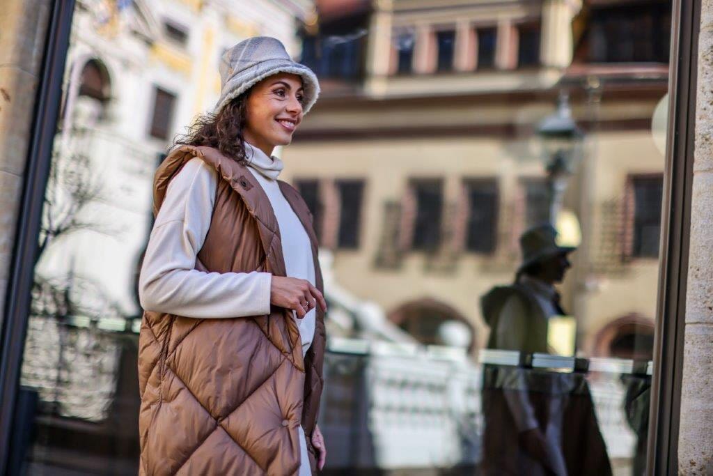 Post 3 by Der Hutladen Leipzig on Instagram (image)
