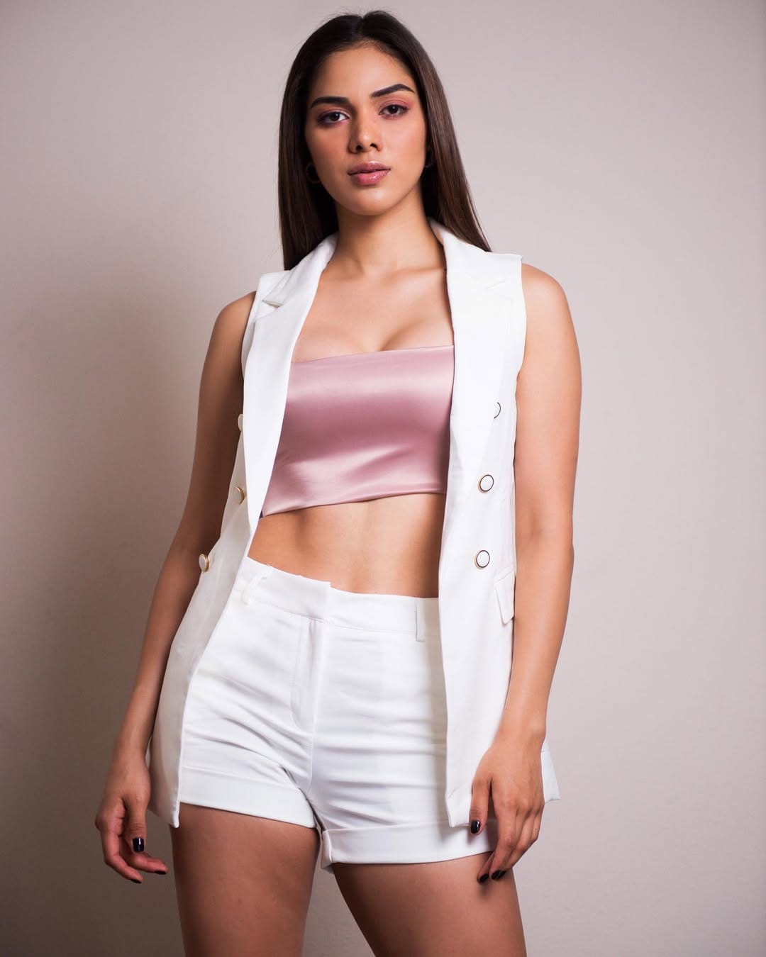 Post 9 by Priscilla Leal on Instagram (image)