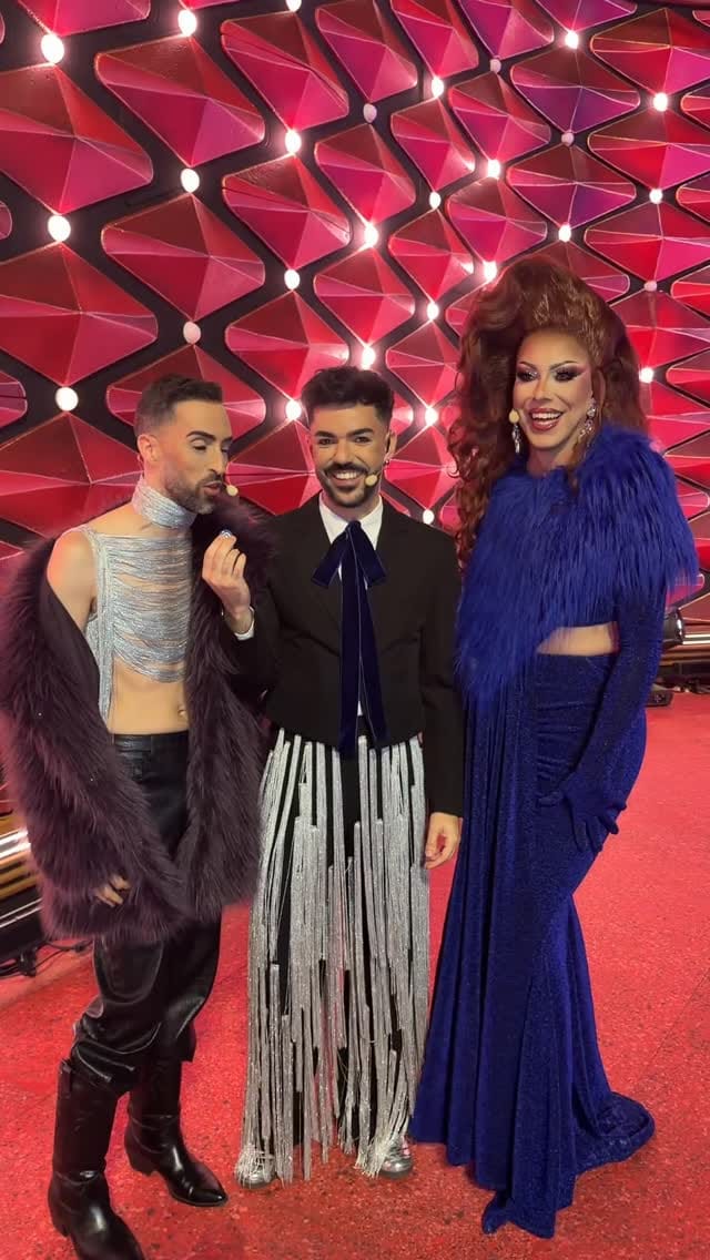 Post 3 by Agustín Suárez(MissClaudia) | Drag Makeup Artist on Instagram (video)