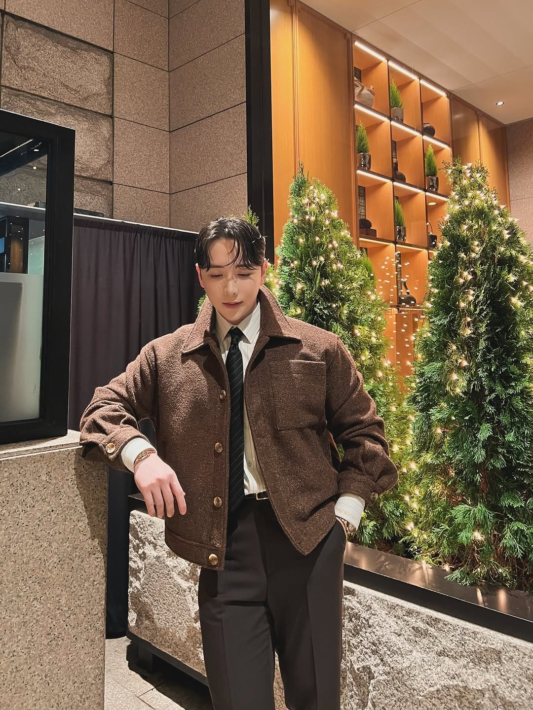 Post 7 by Song Kwanseok on Instagram (carousel)