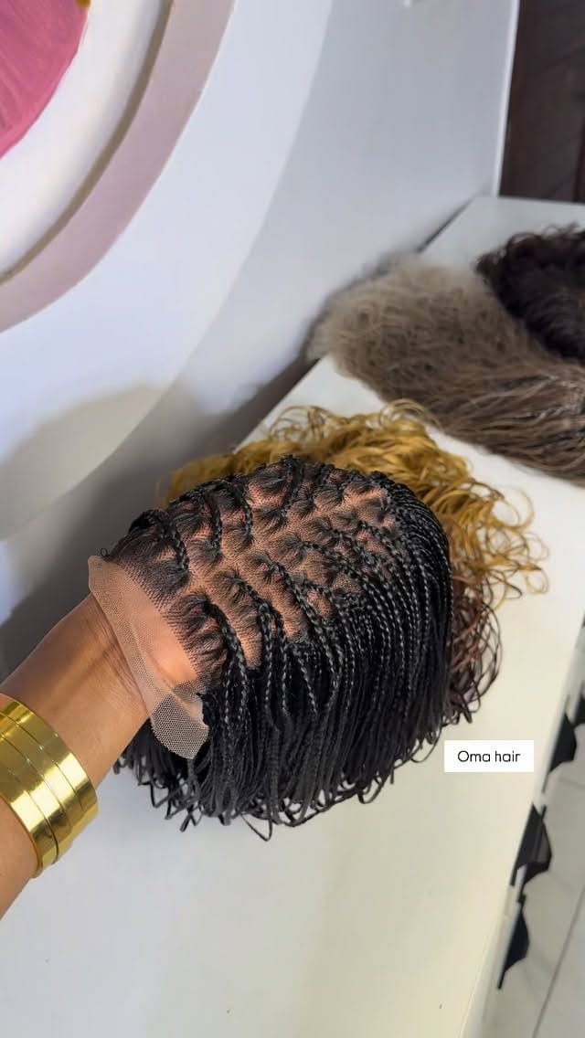 Post 1 by BEAUTY SALON IN LEKKI/ABUJA/OWERRI on Instagram (video)
