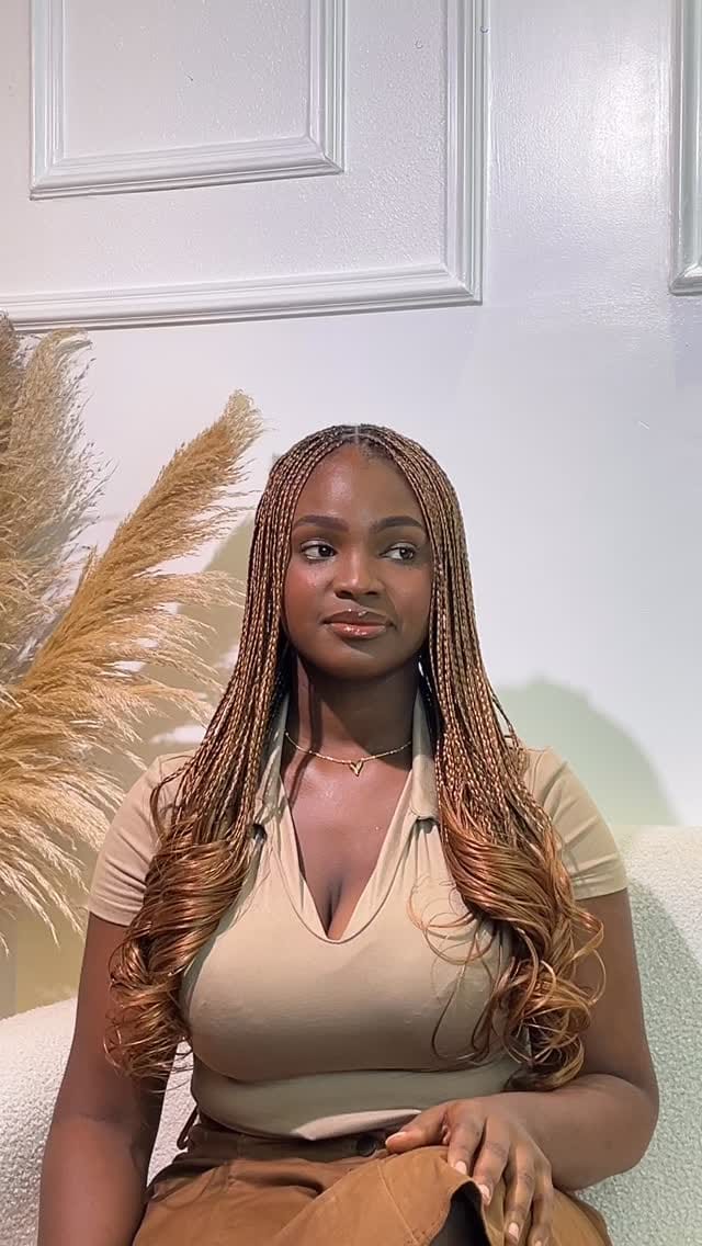 Post 2 by BEAUTY SALON IN LEKKI/ABUJA/OWERRI on Instagram (video)