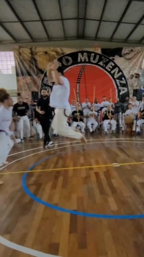 Post 9 by 220Fiu⚡️| Professor de Capoeira on Instagram (video)