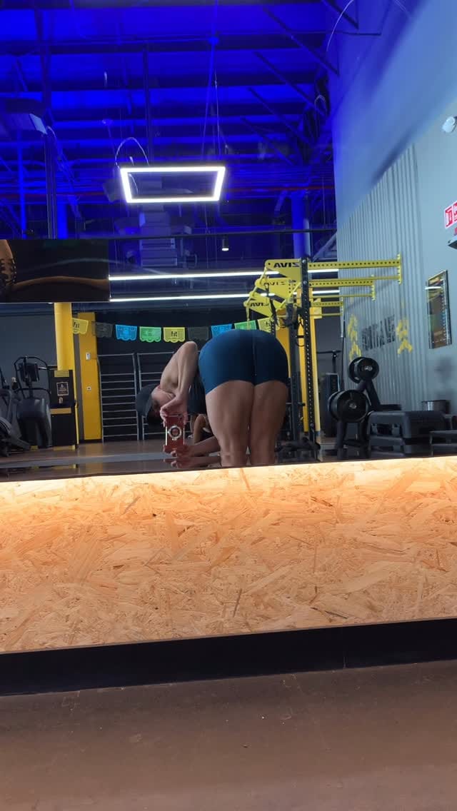 Post 7 by Nadia Delvecchio, 45 on Instagram (video)