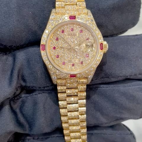 Post 3 by Original Rubin Juwelier Berlin on Instagram (carousel)