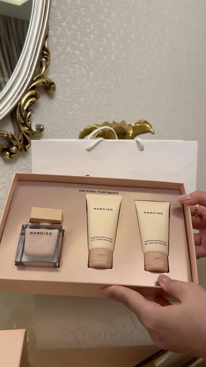 Post 10 by Cosmetics_from_London 🇬🇧 on Instagram (video)
