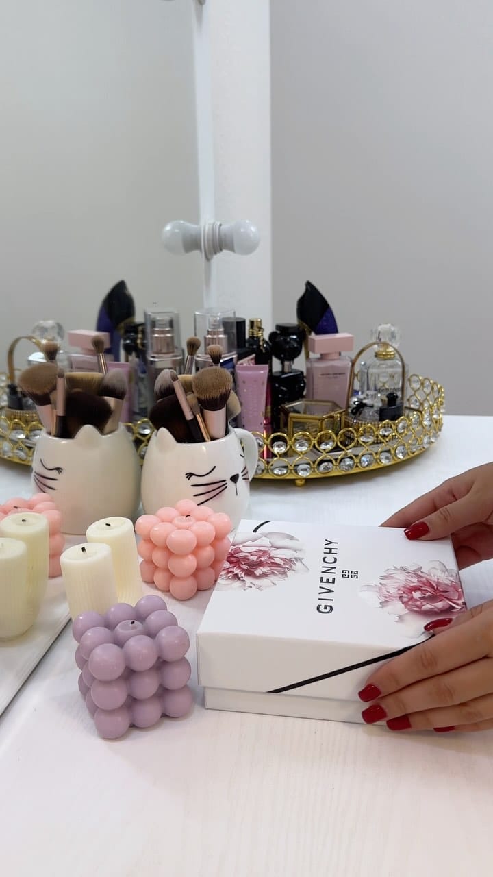 Post 6 by Cosmetics_from_London 🇬🇧 on Instagram (video)