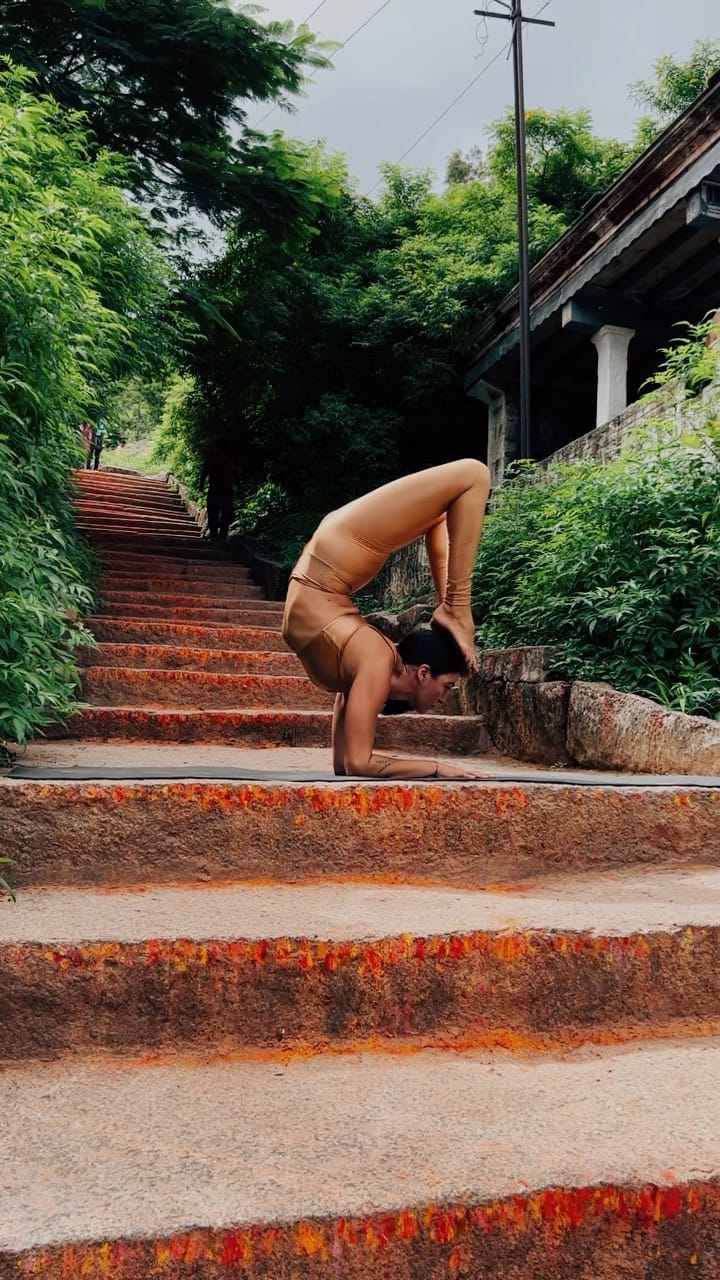 Post 6 by Natássia Maia on Instagram (video)