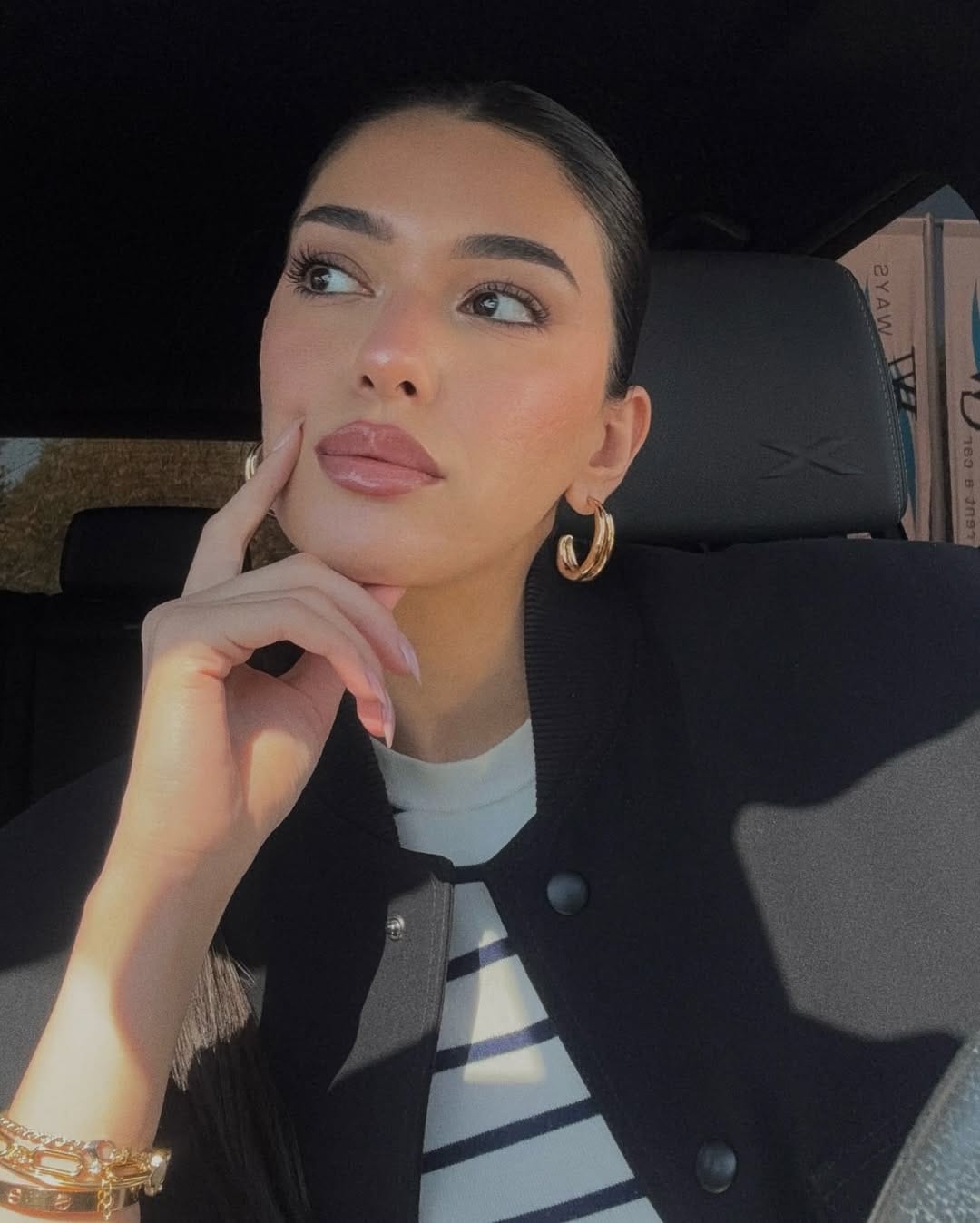 Post 6 by A İ N A on Instagram (carousel)